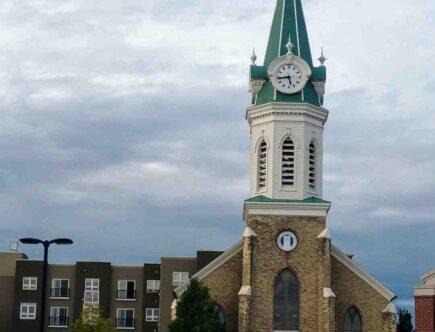 Quel fond de teint pour peau mate