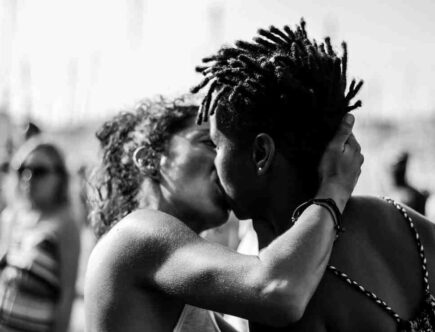 Comment se maquiller pour un mariage invitée ?
