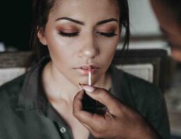 Comment faire un maquillage de soirée facile ?