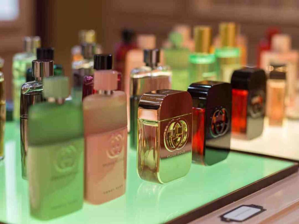 Quel est le parfum pour femme qui tient le mieux ? - Passion Makeup