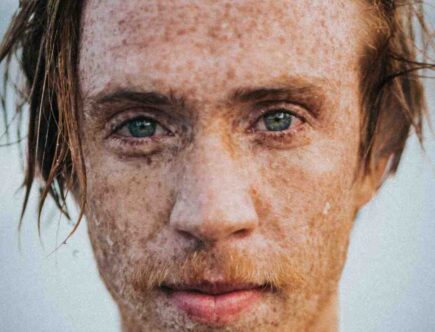 Comment rajeunir la peau du visage naturellement ?
