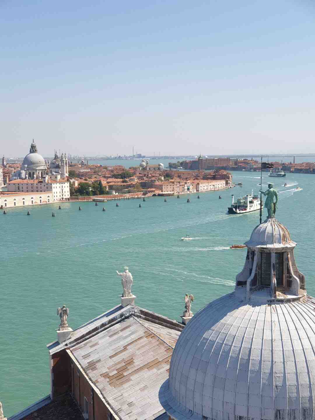 Quel est le dernier parfum de Giorgio Armani ?