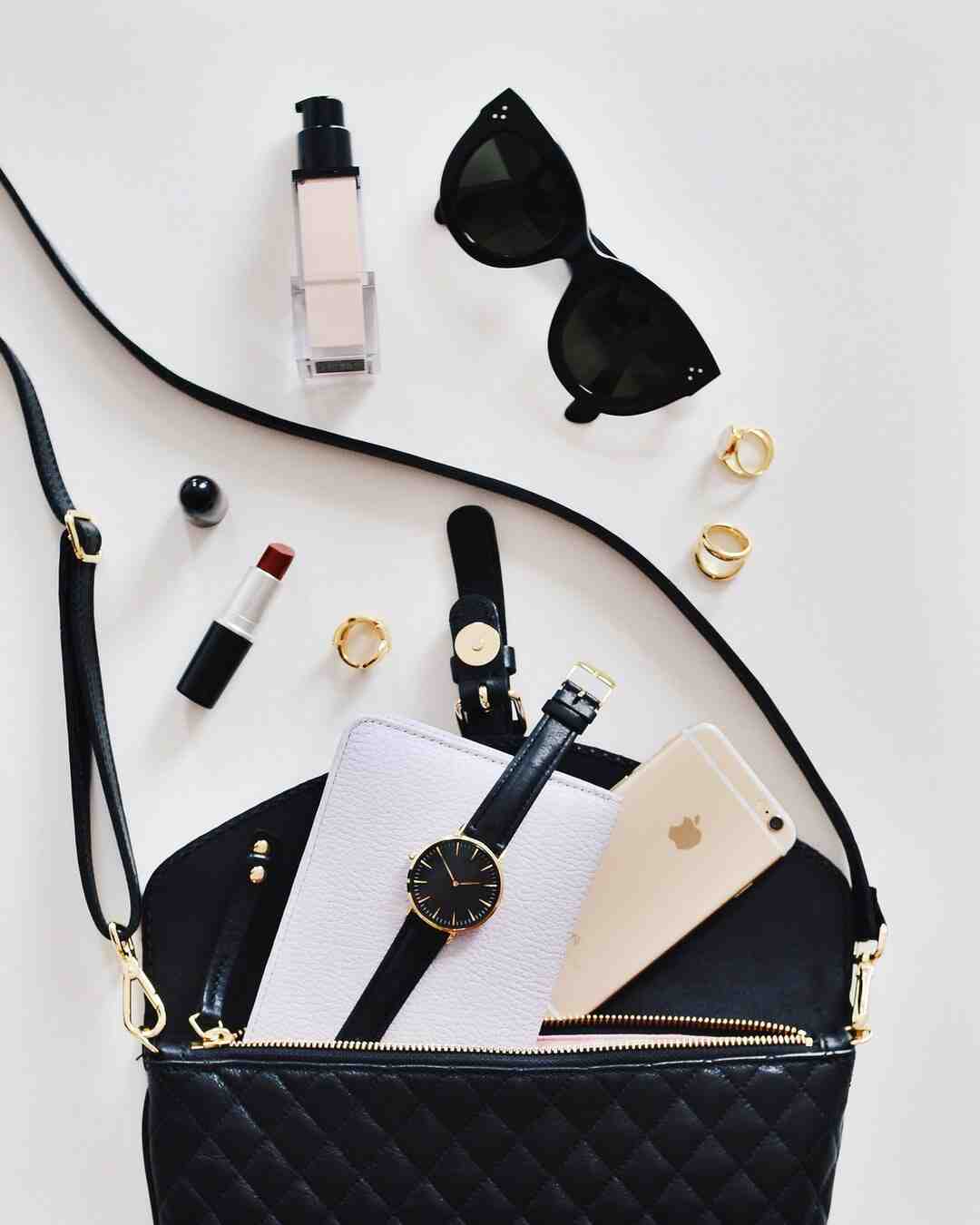 Qu'est-ce que les Asiatiques se mettent dans le nez ?