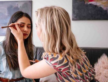 Comment fixer un maquillage pour la journée ?