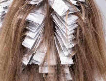 Quel shampoing pour cheveux secs et frisés ?