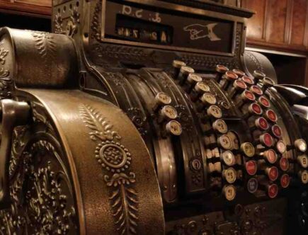 Qui est la compagne de Paco Rabanne ?